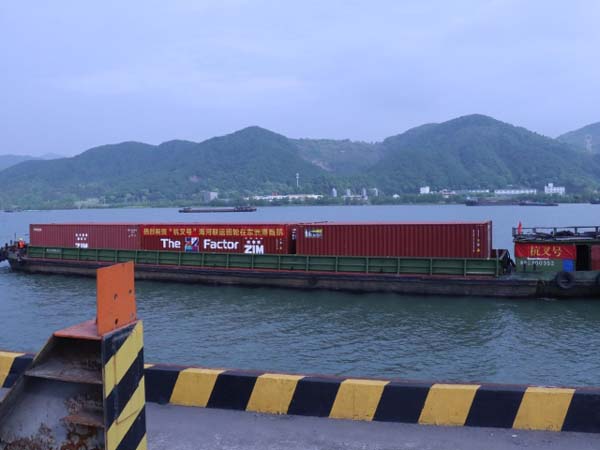 “杭叉號”海河聯(lián)運(yùn)班輪成功首航，又一精品航線“金名片”